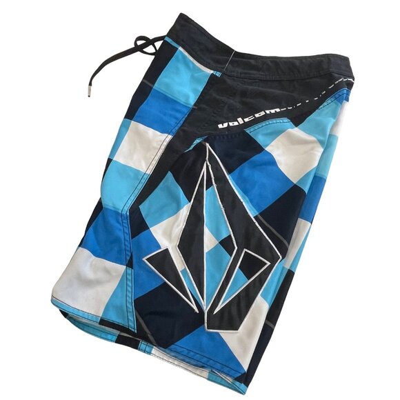 Volcom Boys 12 Blue Ice Plaid Boardshorts Swim Surf Trunks Pocket Logo Spellout - Picture 2 of 15